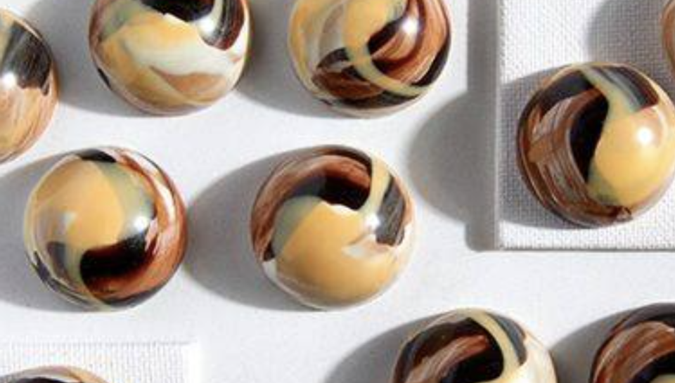 Molded bonbons - Callebaut Chocolate Academy