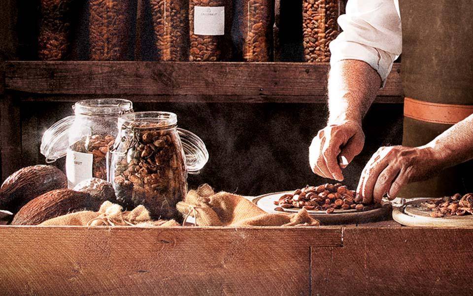 callebaut_traceable_cocoa_bean