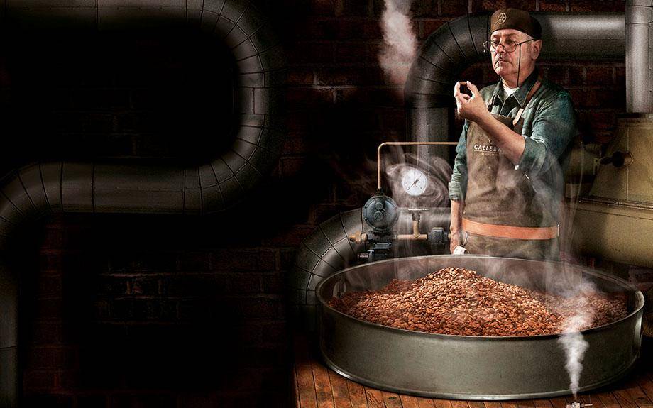 ウィーゼの街全体の美味しい匂い: Callebautではホールビーンをローストしています