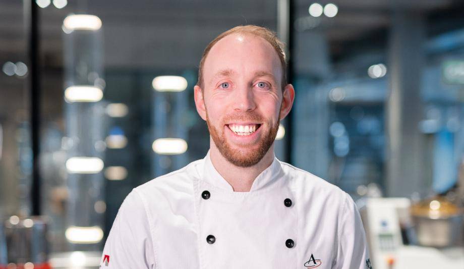 Leon Krohn, Senior Chef