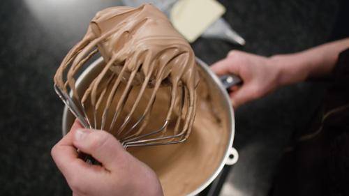 Chocolate mousse for pastries